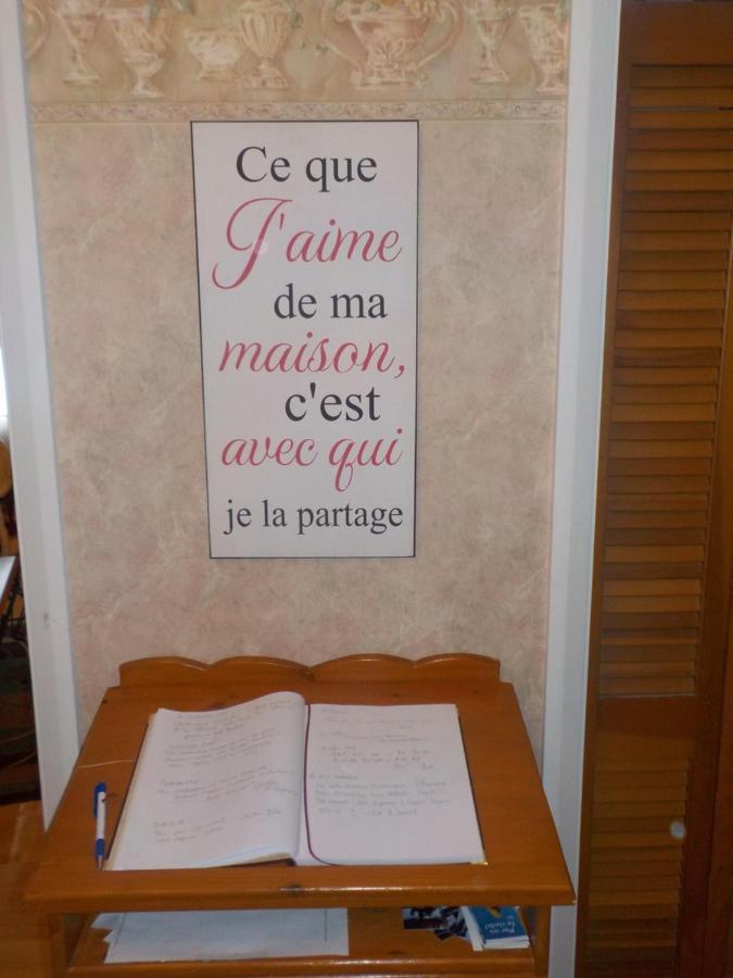 Gite Au P'Tit Manoir B&B Saguenay Exterior foto